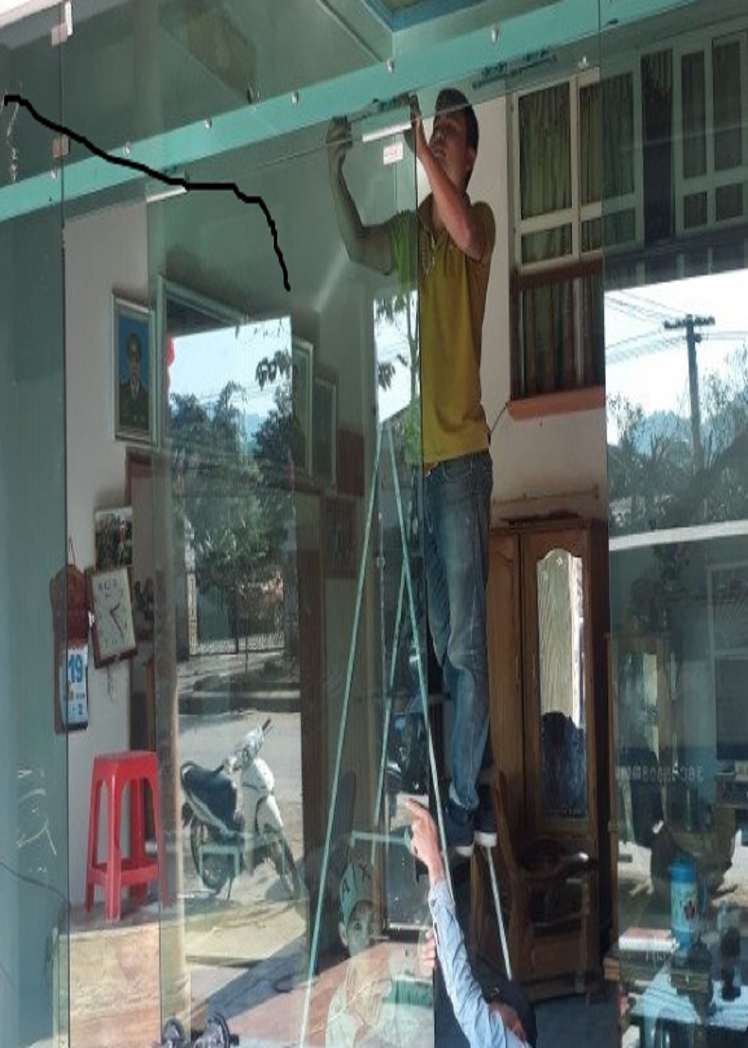 Kính cường lực xanh 1.2mm